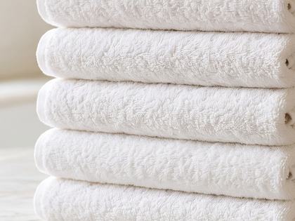 Bath Towels — edge detail