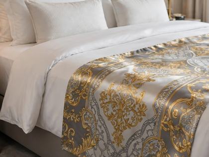 Bed Runner — edge detail