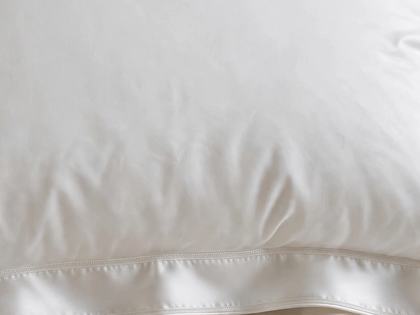 Pillows & Cushions — edge detail